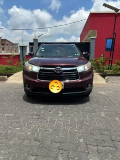 TOYOTA Highlander