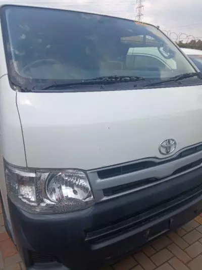 TOYOTA Hiace