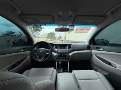 Hyundai TUCSON 2,0L BVM 4x4 GL