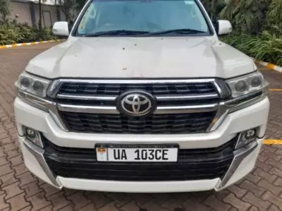 Toyota Landcruiser  V8