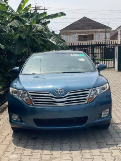 TOYOTA Venza