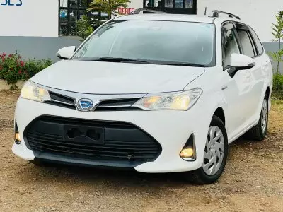 TOYOTA Fielder hybrid