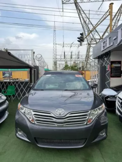 TOYOTA Venza