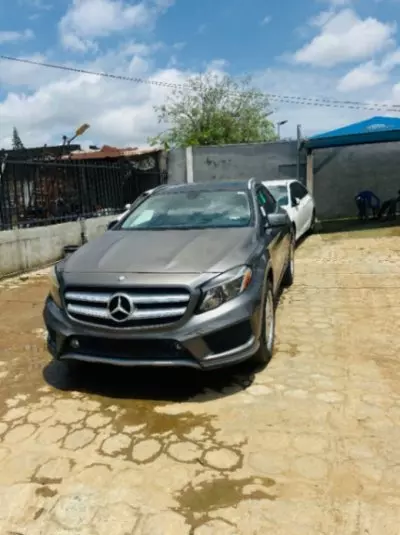 Mercedes-Benz GLA 250