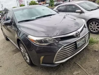 Toyota Avalon