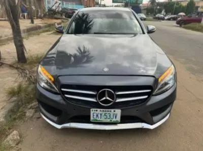 Mercedes-Benz C 300