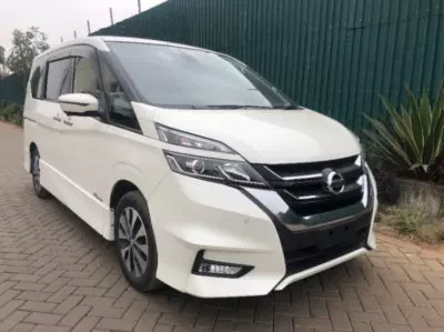 Nissan Serena Hybrid 