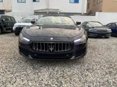 Maserati 222
