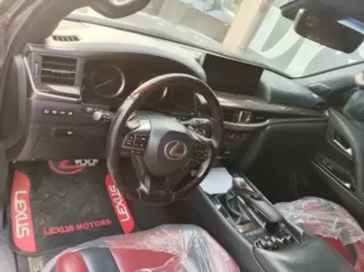 Lexus LX 570
