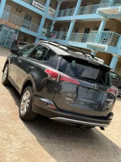 Toyota RAV 4