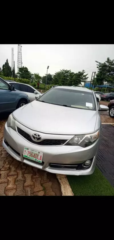 TOYOTA camry