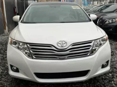 TOYOTA Venza
