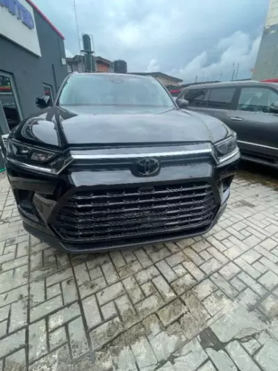 TOYOTA Grand Highlander