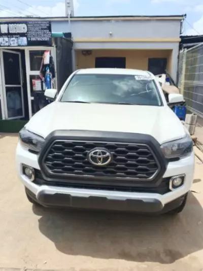 Toyota Tacoma