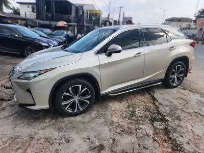 Lexus RX