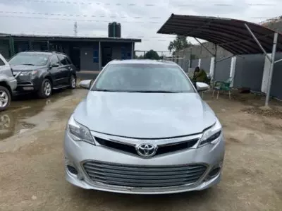 TOYOTA Avalon