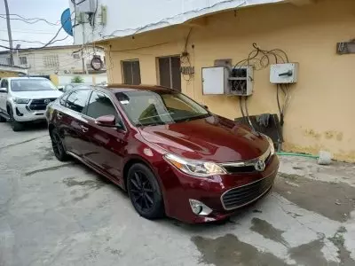 TOYOTA Avalon