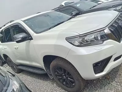 TOYOTA Landcruiser prado TX