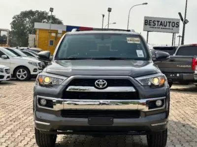 TOYOTA 4-Runner