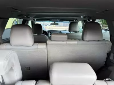 TOYOTA Highlander