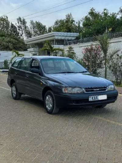 Toyota Carina