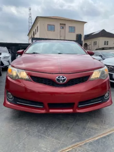 TOYOTA camry