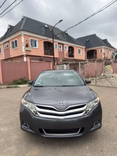TOYOTA Venza