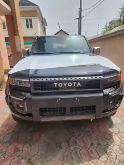 Toyota Landcruiser Prado
