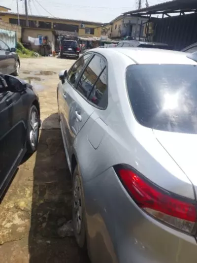 TOYOTA Corolla