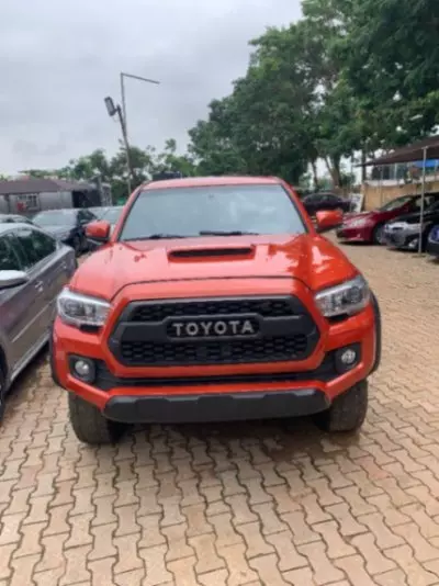 Toyota Tacoma