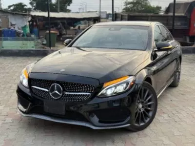 Mercedes-Benz C 300