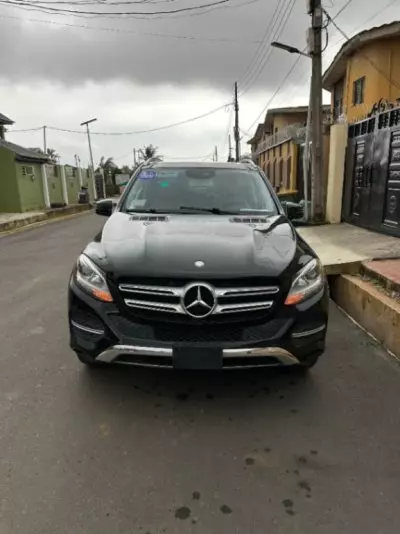 Mercedes-Benz GLE 350