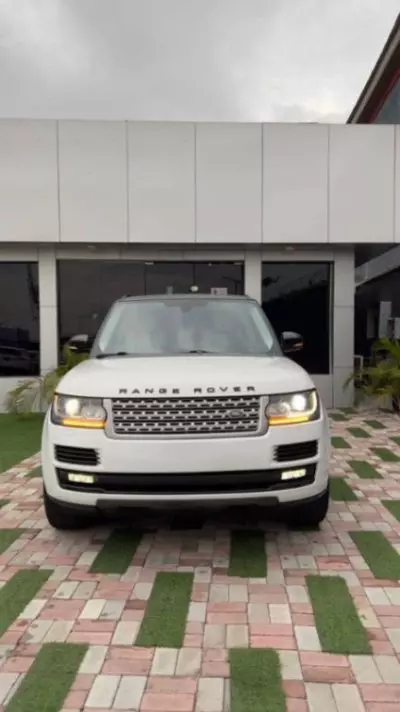 RANGE ROVER Vogue