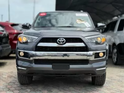 TOYOTA 4-Runner