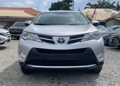 TOYOTA Rav4