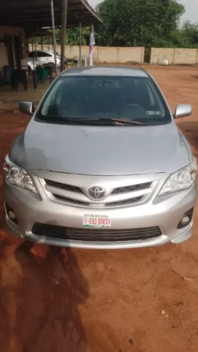 TOYOTA Corolla
