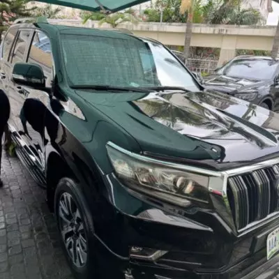 TOYOTA Landcruiser Prado