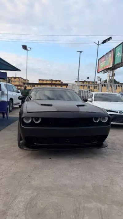 Dodge Challenger