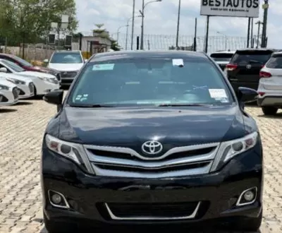 TOYOTA Venza