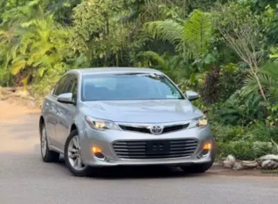 TOYOTA Avalon