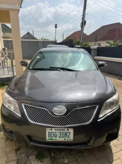 TOYOTA Camry
