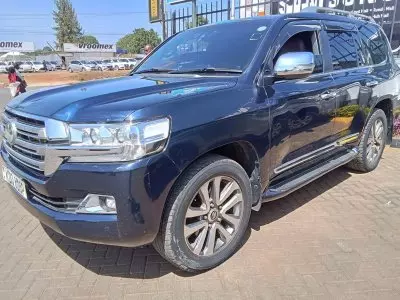 TOYOTA Landcruiser