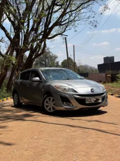 Mazda Axela