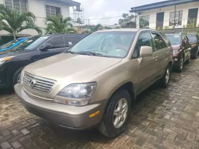 Lexus RX 300