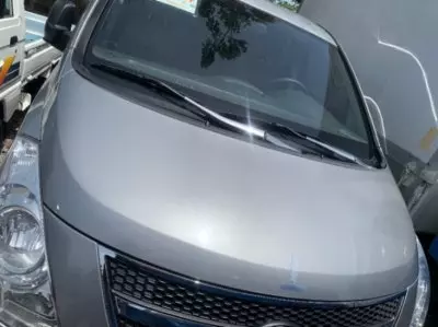Hyundai H-1 Starex