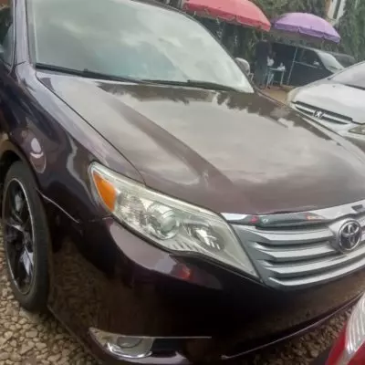 TOYOTA Avalon