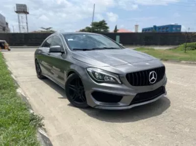 Mercedes-Benz CLA 220