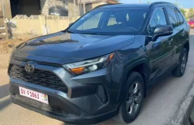 TOYOTA Rav4