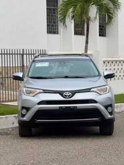 TOYOTA RAV 4