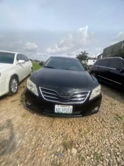 TOYOTA Camry